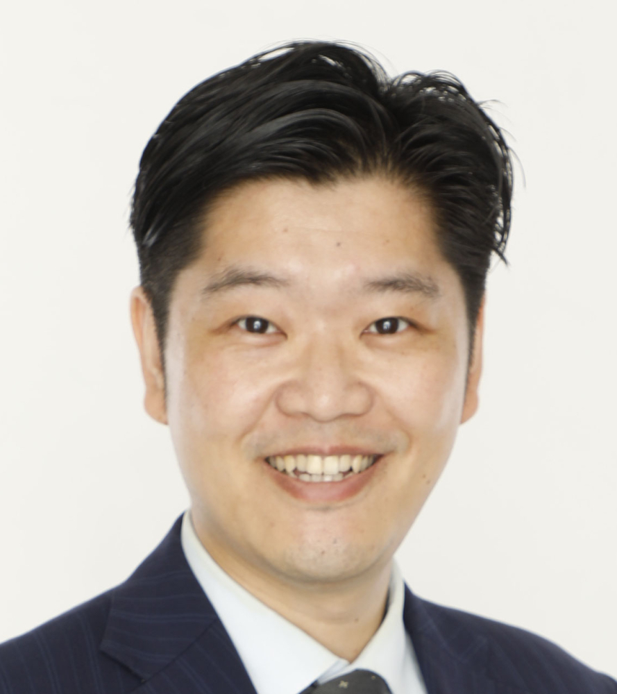 倉持　賢一