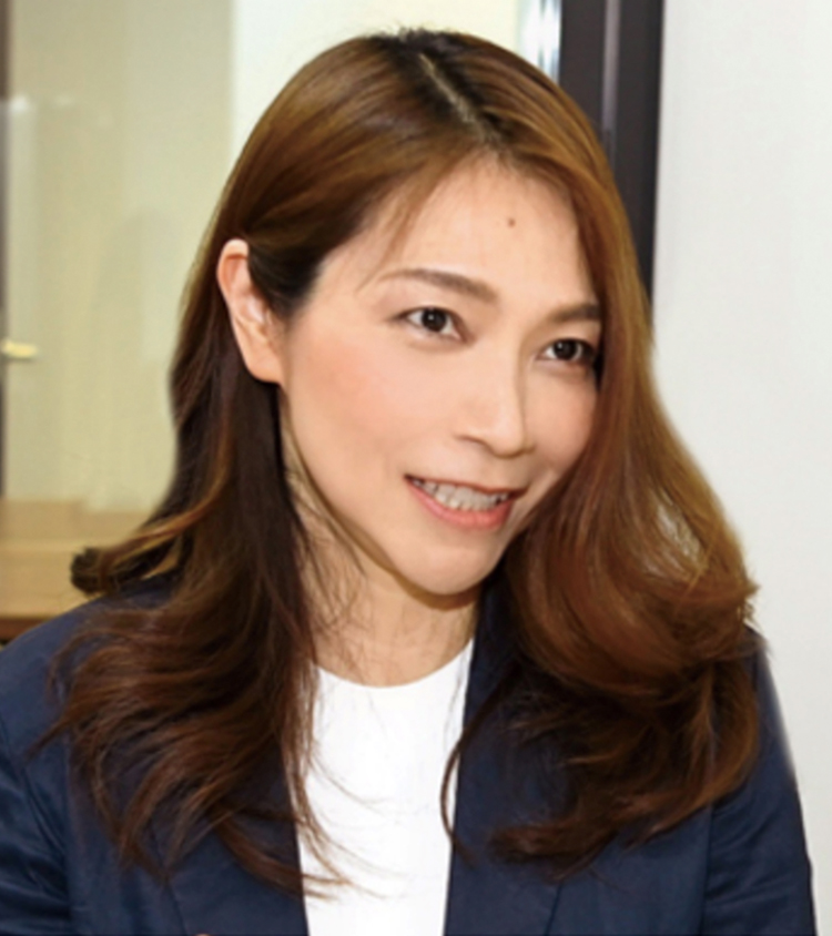 平山　真由美